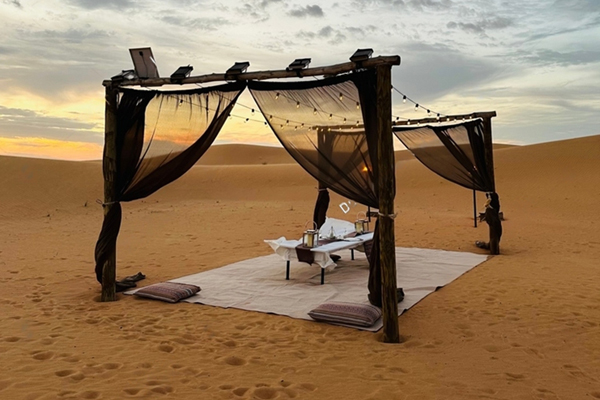 Dinner on Dunes